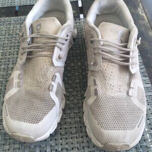 On Cloud Women's Running Shoes, Size 5 (Euro 36), Light Gray, Good Condition